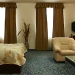 Barbakan 4*