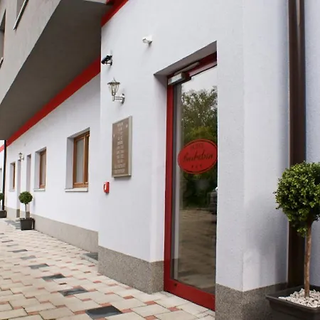 Szálloda Barbakan Nagyszombat
